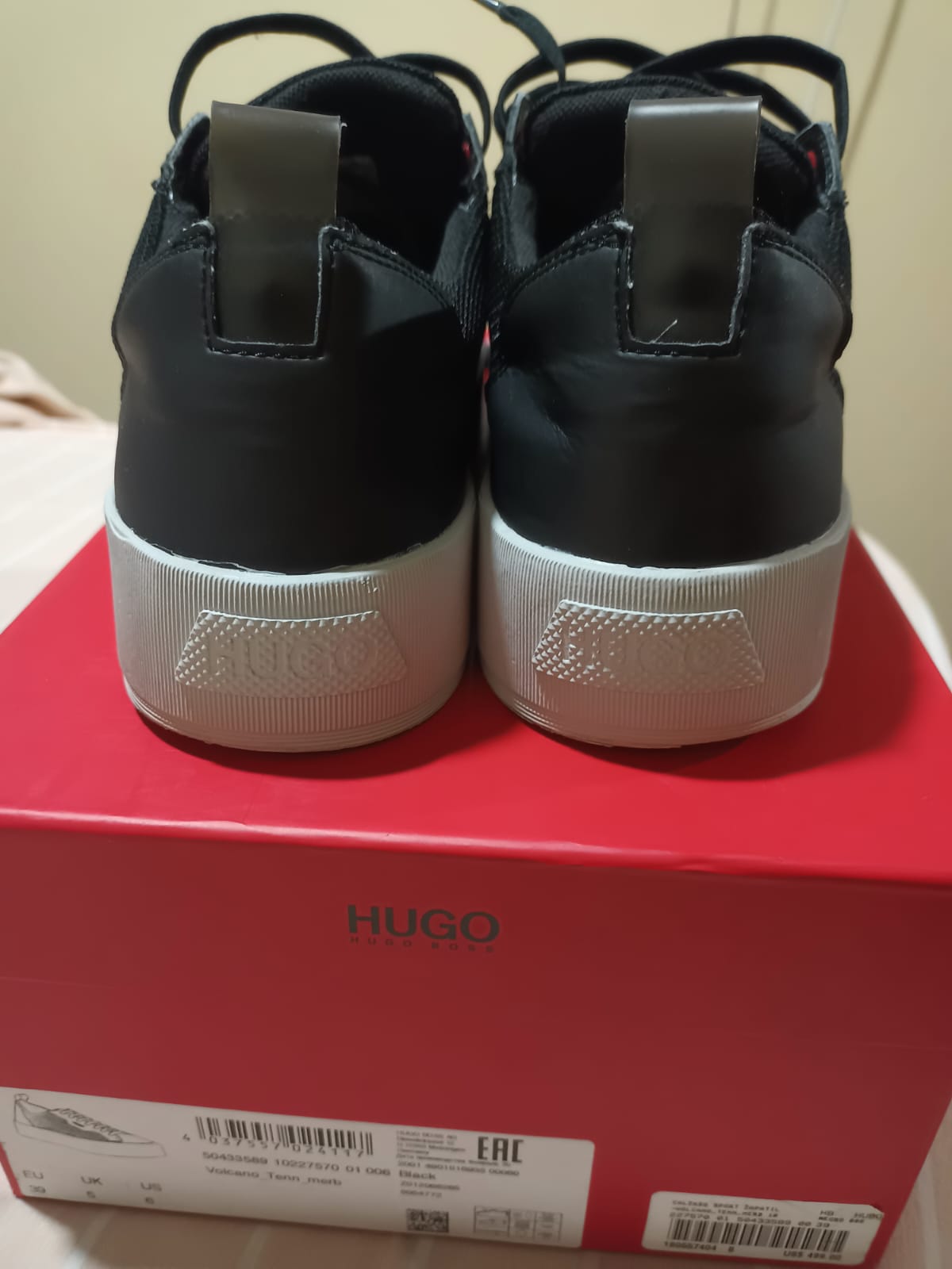 ZAPATILLAS HUGO BOSS NEGRAS